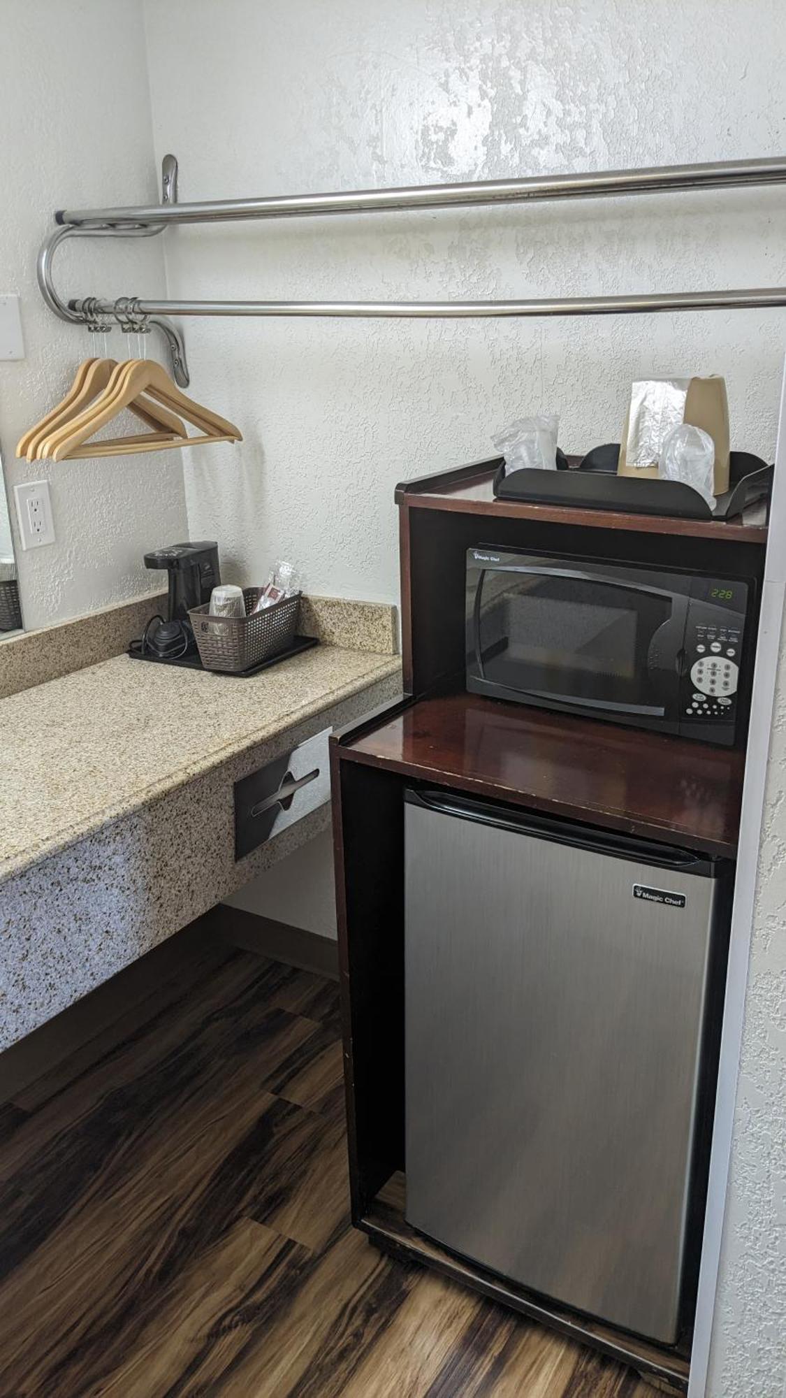 Hillcrest Inn & Suites Ozona Ngoại thất bức ảnh